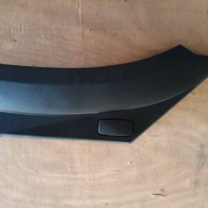 翼子板Front fender rear right short