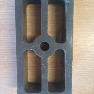 前簧压板Front spring pressure plate